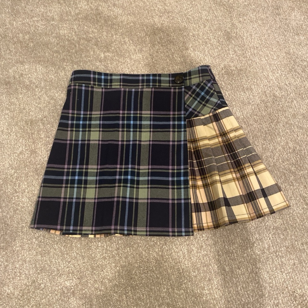 Urban Outfitters Plaid Mini Skirt in Blue and Tan (perfect condition)